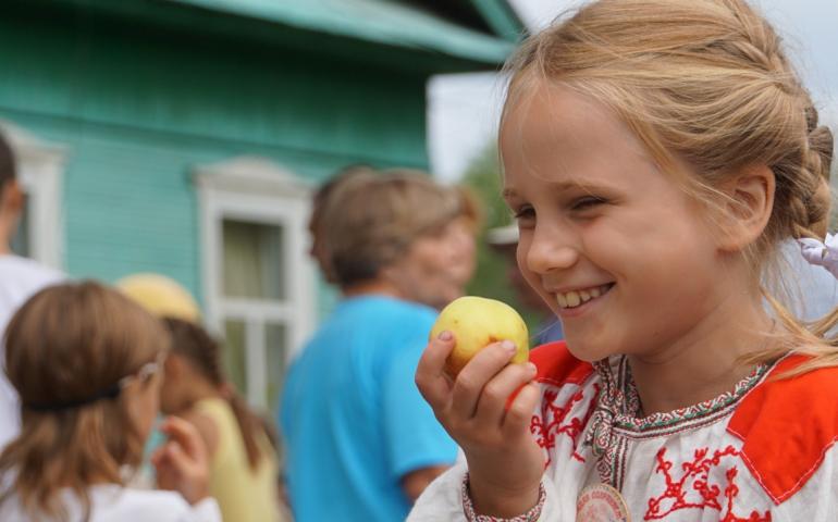 Народный праздник «Яблочный спас»